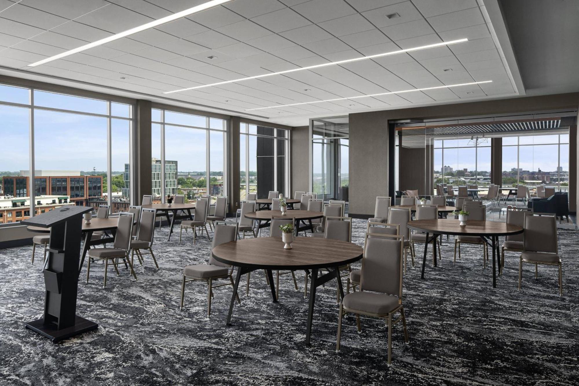 Ac Hotel By Marriott Columbus Downtown Eksteriør billede